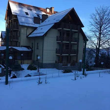 아파트 Urocza Przy Wyciagu Arena 스클라르스카포렘바