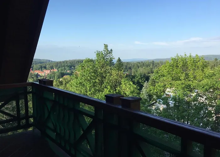 Urocza Przy Wyciagu Arena *