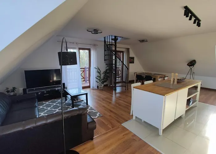 Urocza Przy Wyciagu Arena 아파트