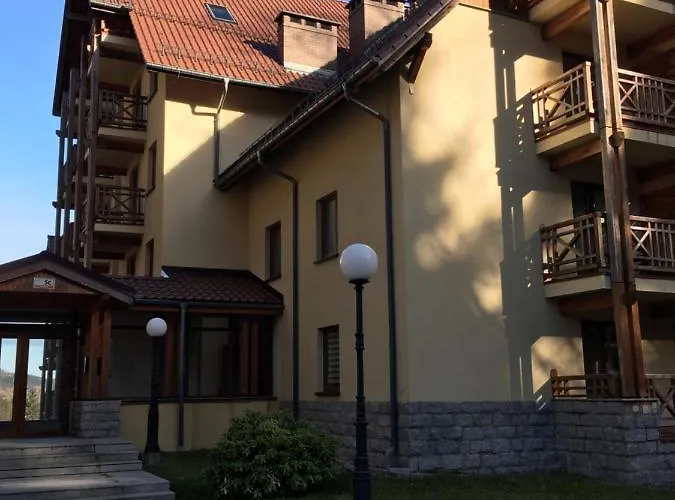 Urocza Przy Wyciagu Arena Apartment *